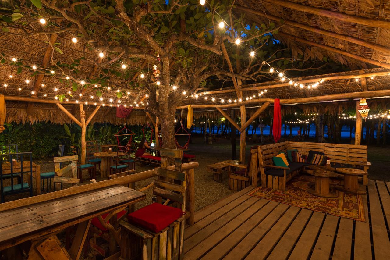 Playa 506 Beachfront Hostel Puerto Viejo de Talamanca Eksteriør bilde